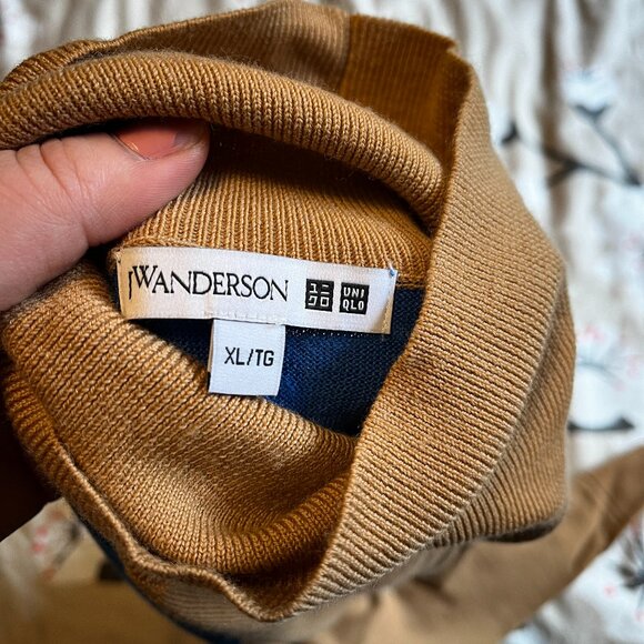 JW Anderson for Uniqlo wool turtleneck colourblock sweater size XL - Picture 7 of 8
